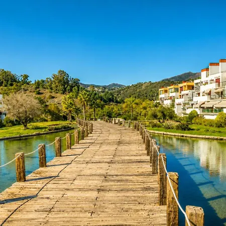 Apartment Casa Cactus - 3bd Duplex Family Penthouse Estepona